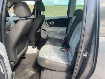 Prodám Škoda Roomster 1,9TDi 77kW rok 2008, STK 7/2027 - 10