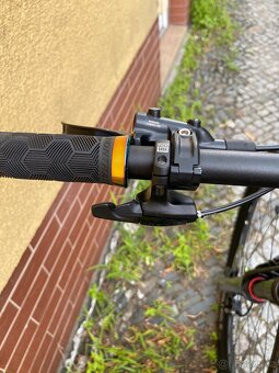 Trek Procaliber 9.6 Blue Carbon Horské kolo - 10