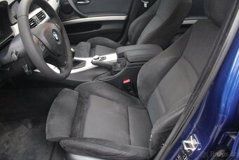 BMW E90 325i M-Paket Manuál - 10