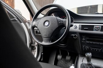BMW E90 320d 120kW 2004 - 10