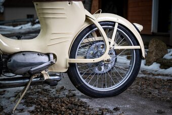 JAWA 50/550 PAŘEZ - 10