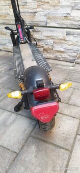 Elektrokoloběžka Janobike T10 - 10