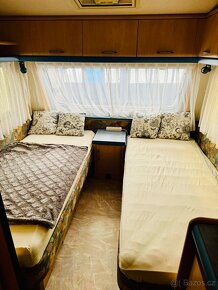 KARAVAN HOBBY DE LUXE - 10