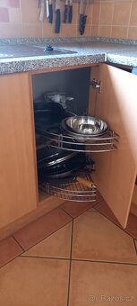 Kuchyňskou linku+řada spotřebičú-myčka, digestoř, dřez atd - 10