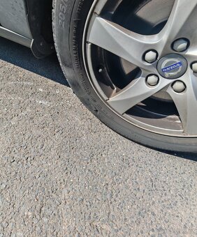 (SLEVA) Volvo S60 2014 D4(140kw) - 10