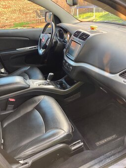 Fiat Freemont 2.0 JTD, 125kW, 4x4 automat - 10