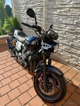 YAMAHA XJR 1300 - 10