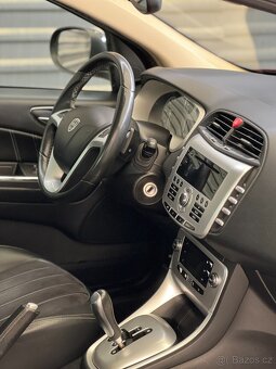 Lancia Delta 88 kW, 1.6 JTD, PLNÁ VÝBAVA, PANORAMA - 10