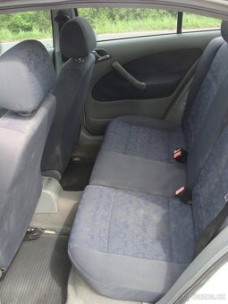 Škoda Octavia, 1.6i, 74 kW, tažné zařízení - 10