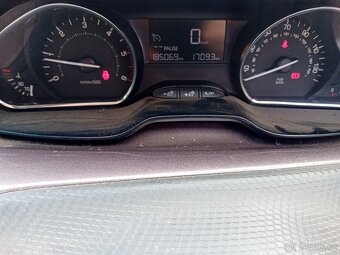 Peugeot 2008 1.6 HDi ( 68 kW - 9HP ) r.v.2014 - 10