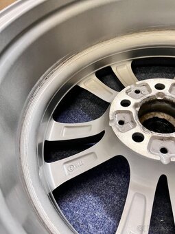 5x112 R17 originál BMW G30 - G31 / ET 27 - 10
