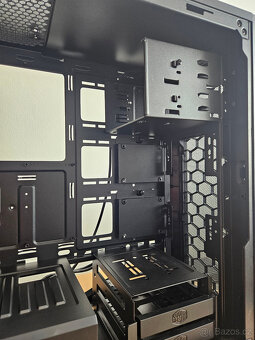 PC skříň Cooler Master MasterBox 5 ver.02 - 10