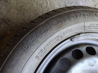 Škoda Yeti sada letních kol s disky 215/60r16 - 10