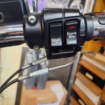 Harley Davidson - 10