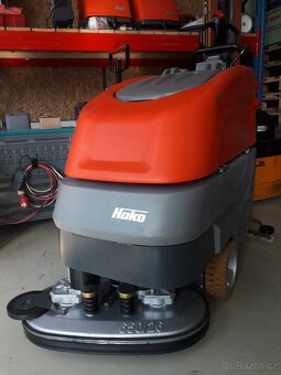 Podlahový mycí stroj Hako B 70 s vlastním pojezdem - 10