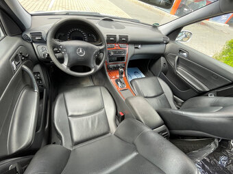 Mercedes-Benz Třídy C 1.8i 203 Kompressor sedan - 10