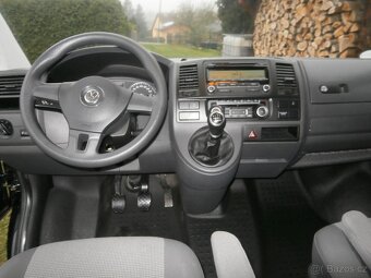 VW T 5 Caravelle 2.0 TDI  121000 KM - 10
