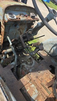 Traktor plně funkční levný - 10