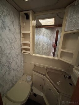 Karavan Wilk Deluxe - 10