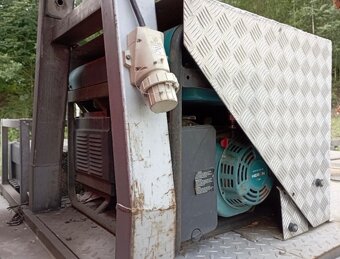 Avia D120 - montážní plošina - 10