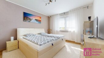 Prodej rodinného domu 151 m², zahrada, bazén, pergola, Rohat - 10