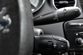 Peugeot 308 CC 2.0 HDi 6st manuál, D.KLIMA, TEMPOMAT, ALU 17 - 10