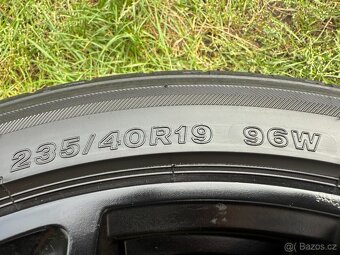 Kompletní letní Alu kola WheelWorld - 235/40 R19 XL - 5x112 - 10