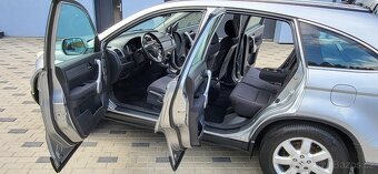 Honda CR-V 2,2 i-CTDi - 103kw. 4WD - 4X4. STK+EM do: 9/2027 - 10