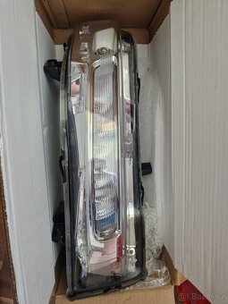 OEM LED pravý blinkr pro Ford mustang 2018-2023 FL - 10