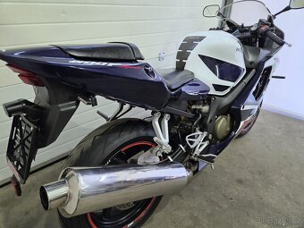 Honda CBR 600 F Sport - 10