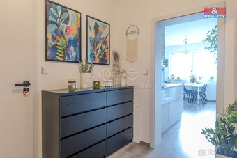 Prodej bytu 3+kk, 63 m², Fryšták, ul. Komenského - 10
