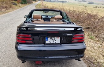 Ford Mustang - 10