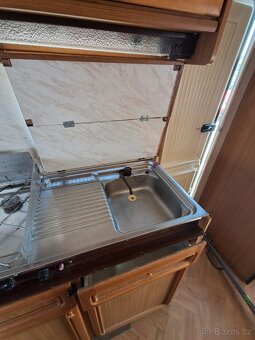 Karavan hobby de luxe - 10