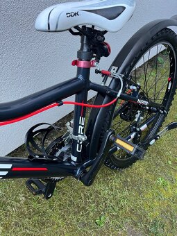 Core Nipper 24” HEZKÝ STAV - 10