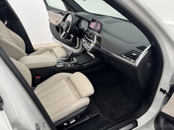BMW X3, M40D 240KW 1MAJ CZ VYBAVÁ - 10