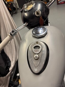JAWA 250-353.03 (1957) Ambassador, německý TP - 10