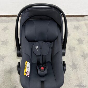 Autosedačka Britax Römer Baby-Safe Core 2023 Midnight Grey - 10