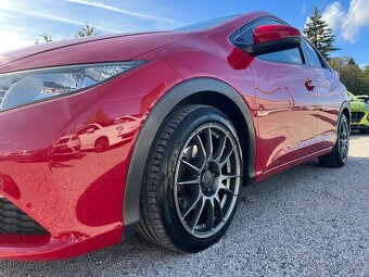 Honda Civic 1.8i V-tec 104kw, 1. majitel - 10