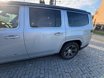 Jeep Grand Wagoneer  2022 - 10