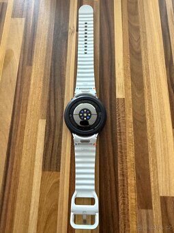 Samsung Galaxy Watch 7 + obal, řemínky a sklo - 10