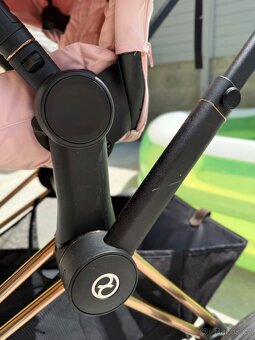 Prodám kočárek Cybex Priam – Simply Flowers Light Pink, - 10