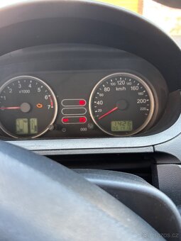 Ford Fiesta 1.3, 2004, 51 kW - 10