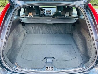Volvo XC60 2.4 5V 4x4 AUT Bi XENONY VÝHŘEV FACELIFT SERVISKA - 10