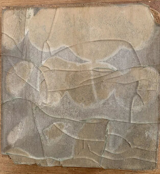 Dvojice recyklovaných 20cm secesních dlaždic. Možná od Willi - 10