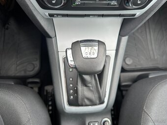 Škoda Octavia 1,4 TSi DSG Serviska, Výhřev - 10