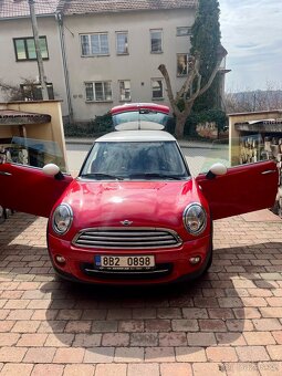 Prodám MINI cooper 2013 garážované, jeden majitel - 10