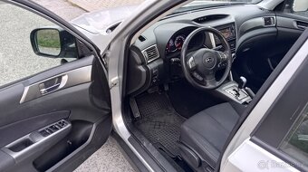 Subaru Forester 2.0 benzín - 10