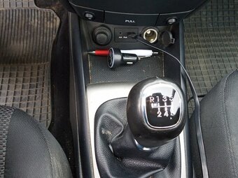 Prodám spolehlivé auto Hyundai I30 - 10