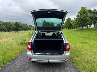 ŠKODA SUPERB II 2.0 TDI COMBI/ZÁRUKA/LETNÍ SLEVA - 10