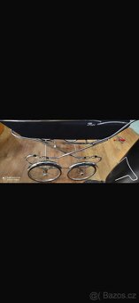 Retro kočárek pro dvojčata - 10